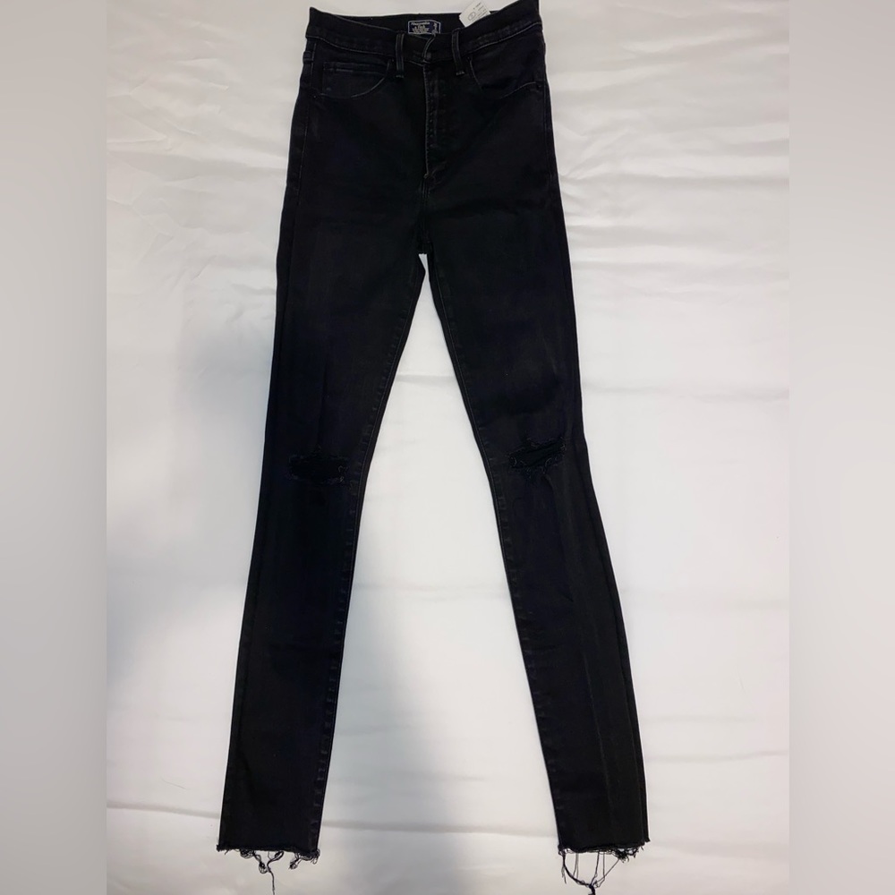 Abercrombie & Fitch - Ultra High Rise Super Skinny Jeans